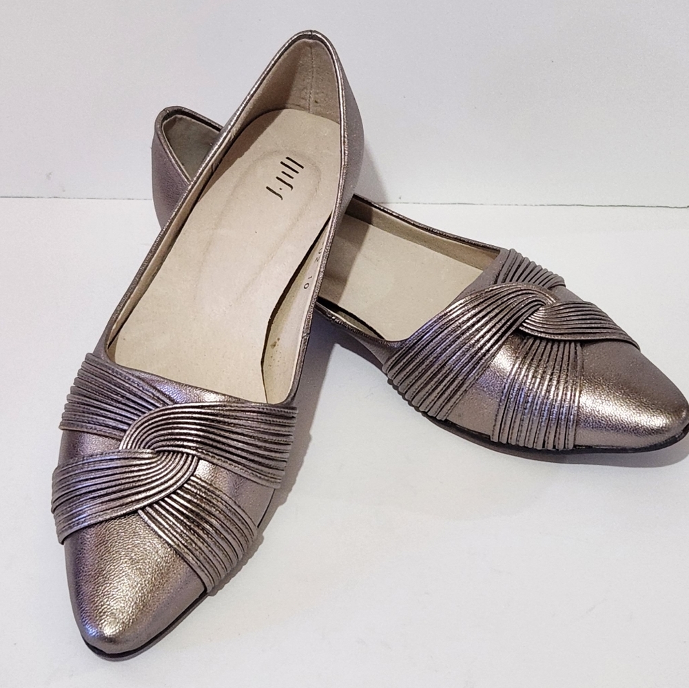 J Jill Pewter Pointed Toe Flats 10